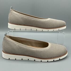 NEW Easy Spirit Women’s Kellina Slip on Flats Silver Size 8.5M